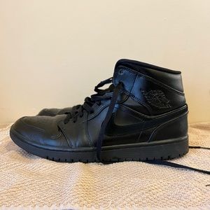 Nike Air Jordan 1 Mid triple black men’s 10.5